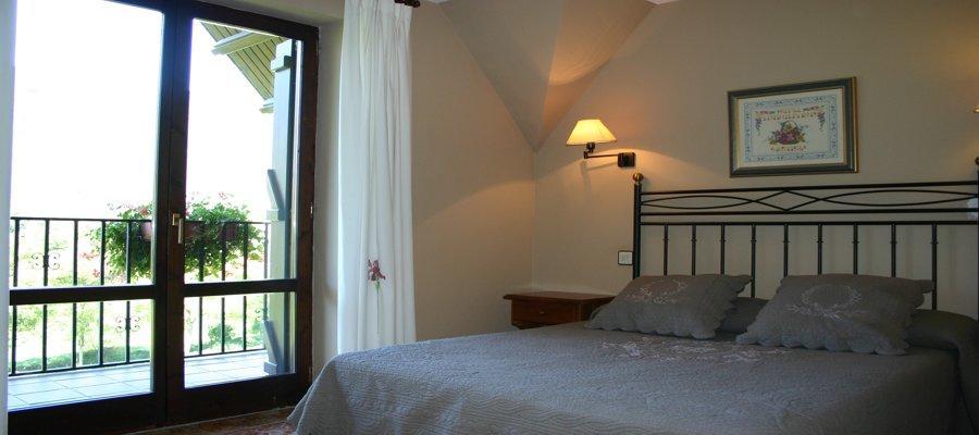 Hotel Vina Olivan Sarvisé エクステリア 写真